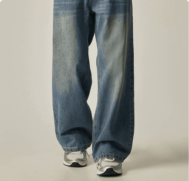 Baggy Light Wash Wide Jeans